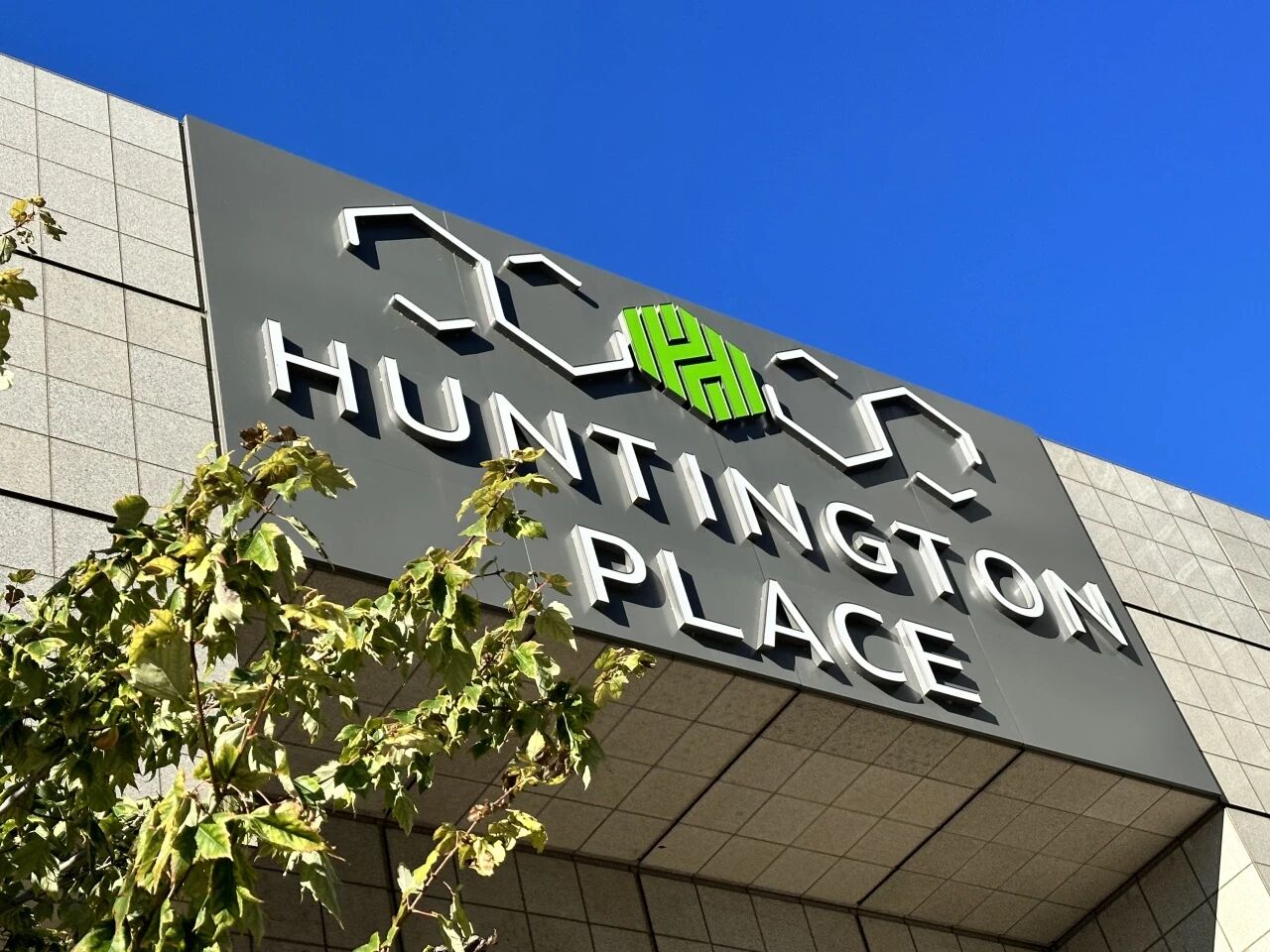 曼恩斯特-亮相THE BATTERY SHOW 2025-北美电池展01.jpg